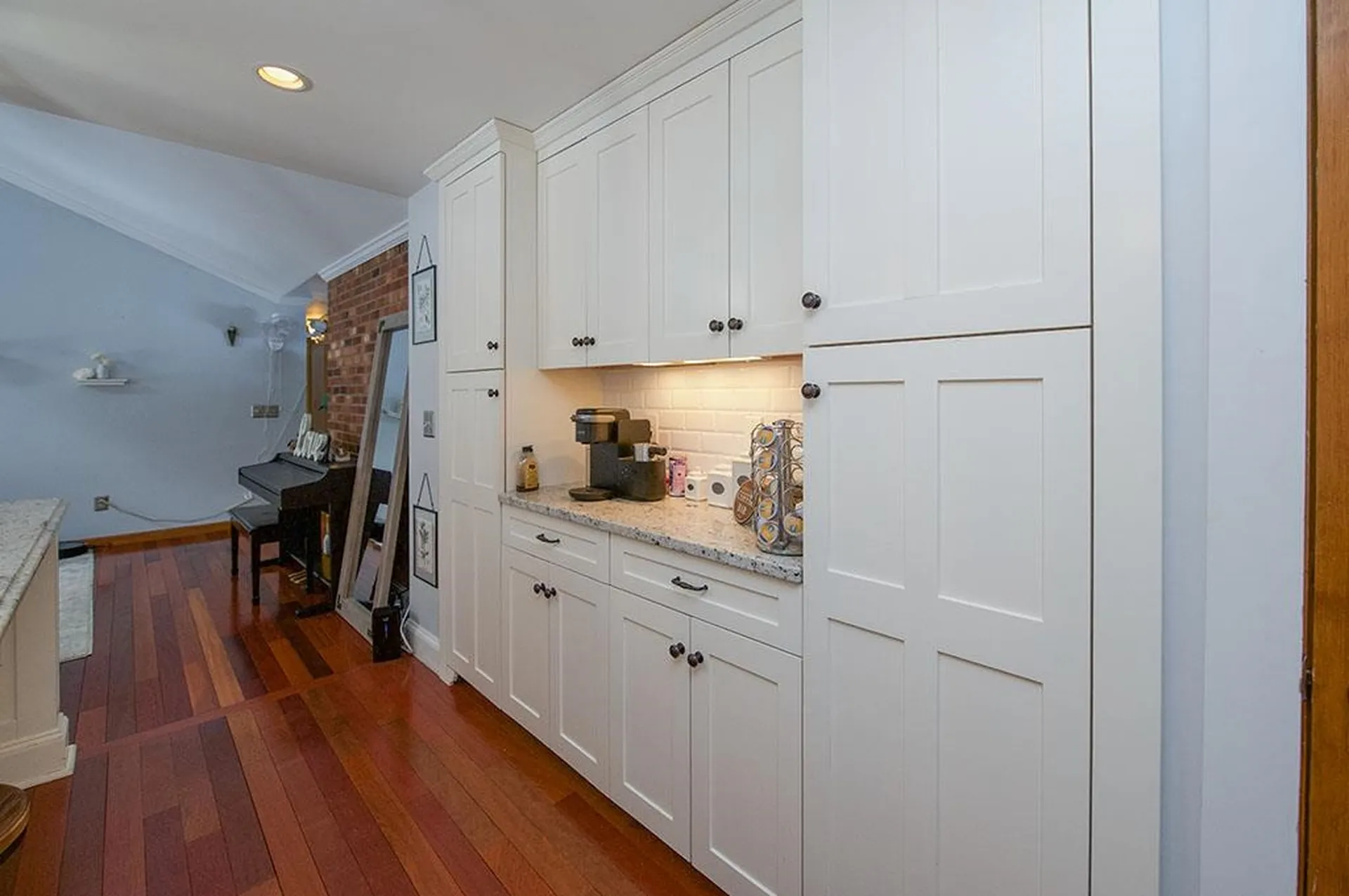 11 Maple Avenue Deerfield NH 03037