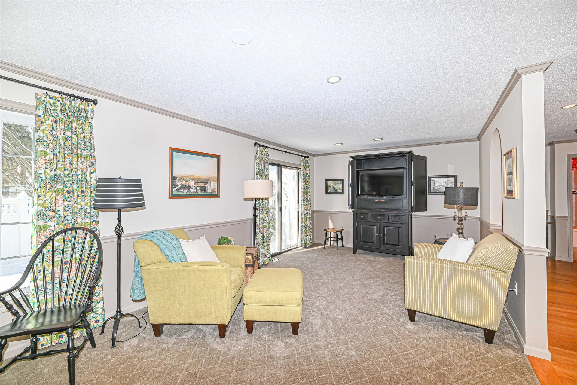 406 Straw Hill Road Manchester NH 03104