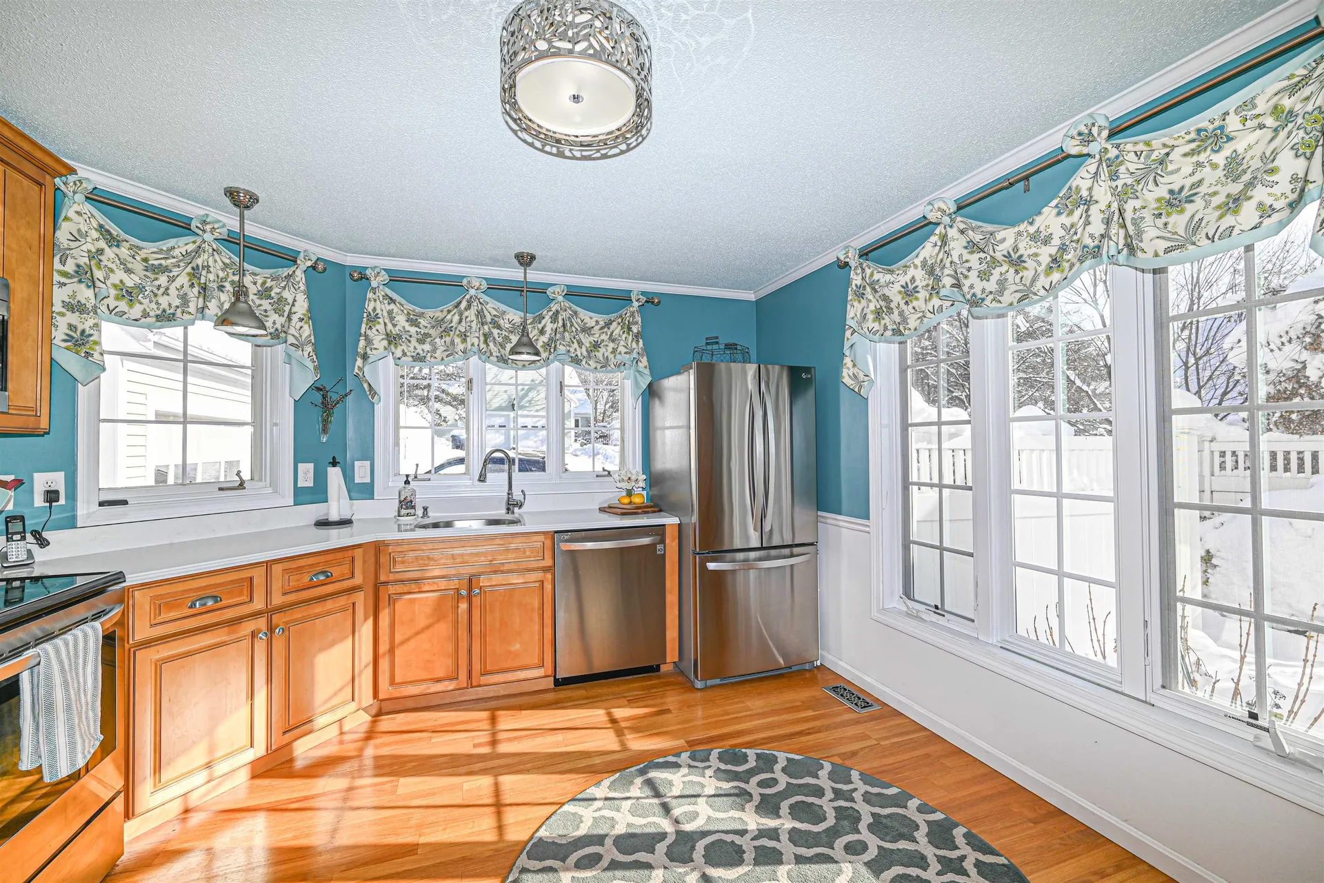 406 Straw Hill Road Manchester NH 03104