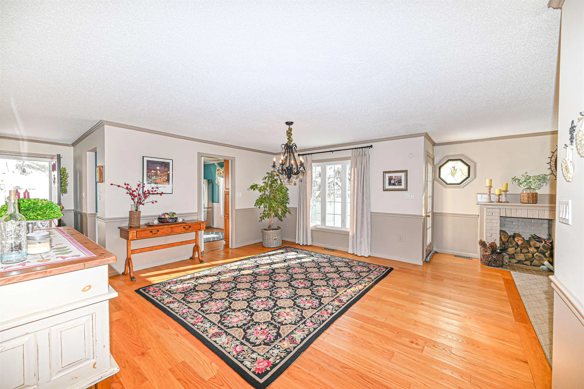 406 Straw Hill Road Manchester NH 03104