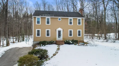 30 Lexington Drive Hampstead NH 03841