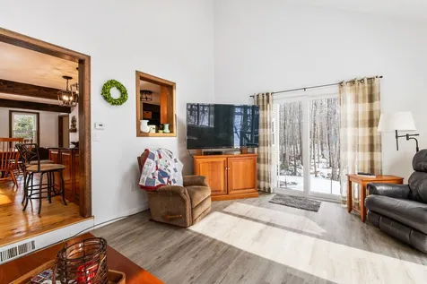 30 Lexington Drive Hampstead NH 03841