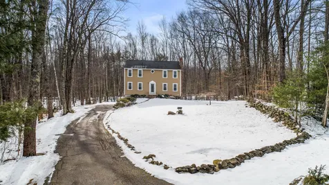 30 Lexington Drive Hampstead NH 03841