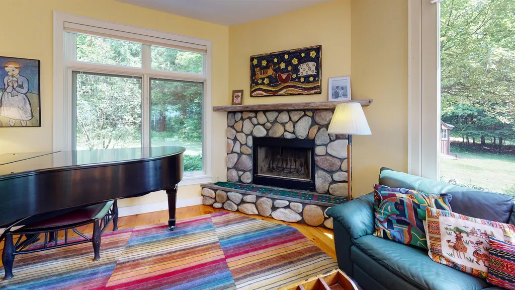 99 Ledgemont Lane Cornwall VT 05753