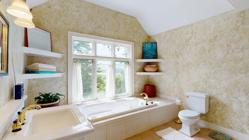 99 Ledgemont Lane Cornwall VT 05753