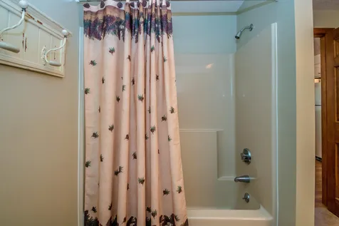 1 Eagle Ridge Condo Road Bartlett NH 03812