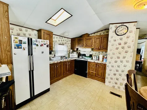 359 Bascom Road Newport NH 03773