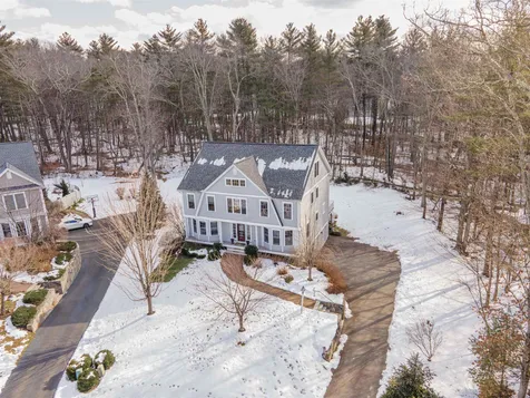 6 Aspen Lane Stratham NH 03885