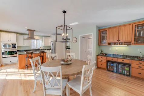 6 Aspen Lane Stratham NH 03885