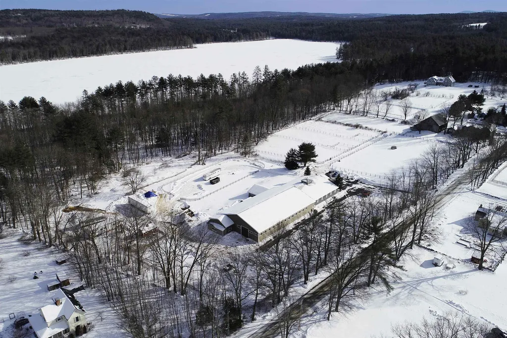 295 Stumpfield Road Hopkinton NH 03229
