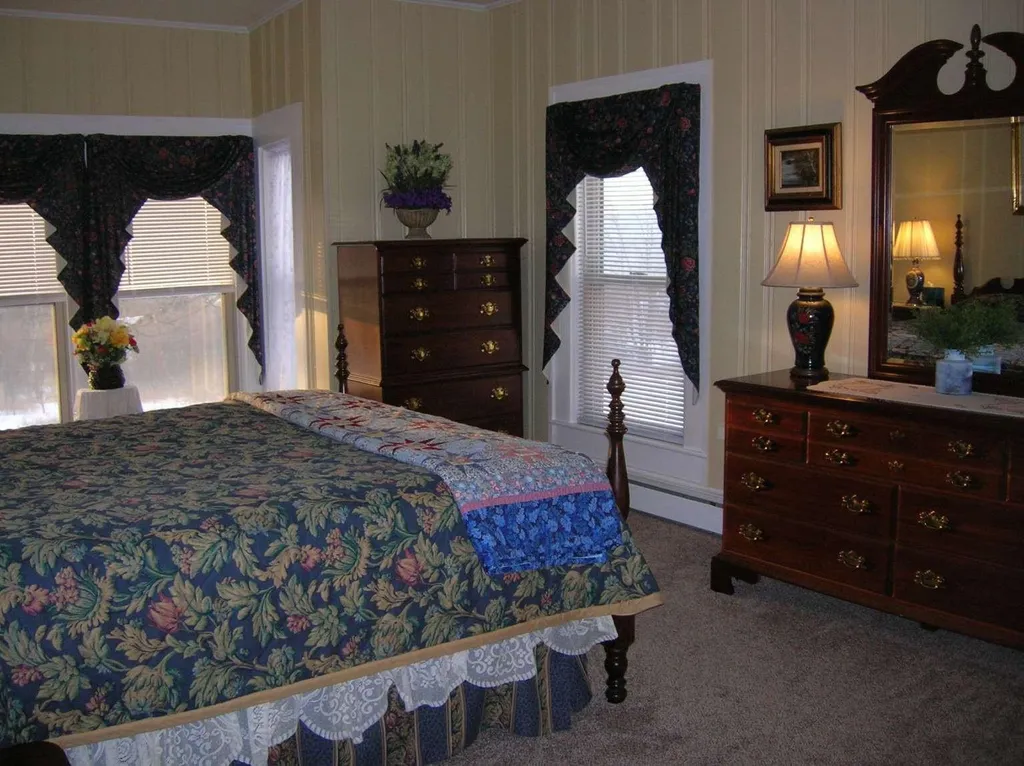 53 Pond Hill Road Lunenburg VT 05906