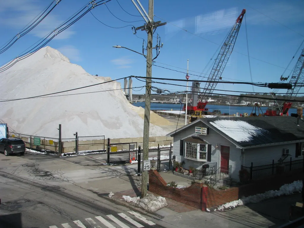 208 Market Street Portsmouth NH 03801