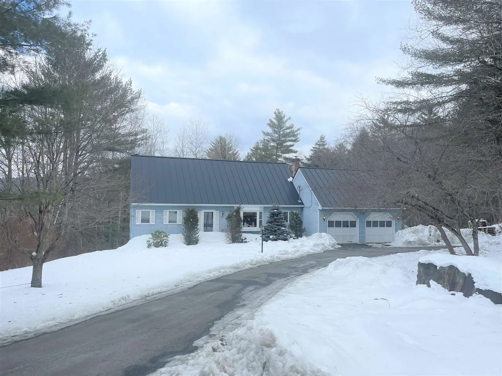 13 Nottingham Circle Lebanon NH 03766