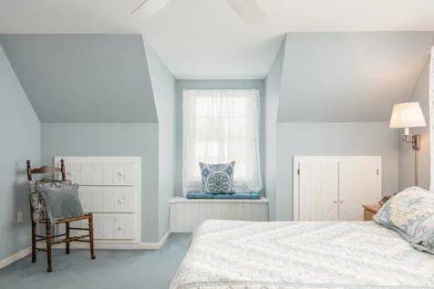 9 Brewster Heights Wolfeboro NH 03894-4403