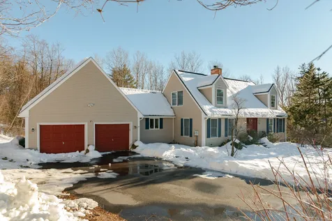 9 Brewster Heights Wolfeboro NH 03894-4403