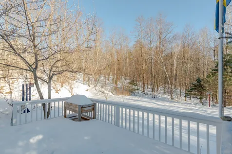 9 Brewster Heights Wolfeboro NH 03894-4403