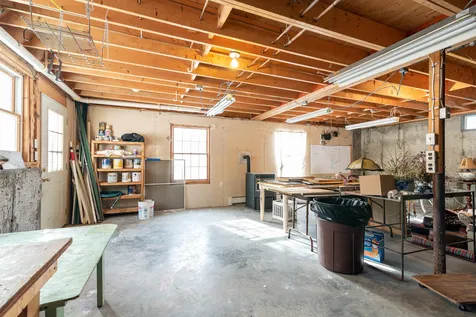 9 Brewster Heights Wolfeboro NH 03894-4403