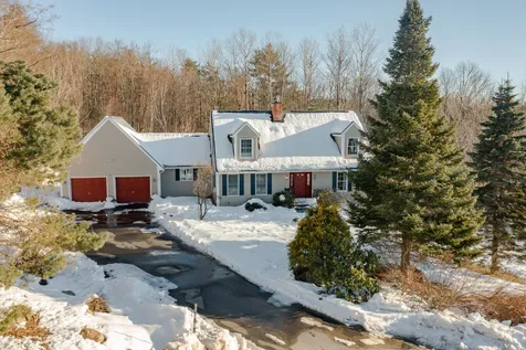 9 Brewster Heights Wolfeboro NH 03894-4403