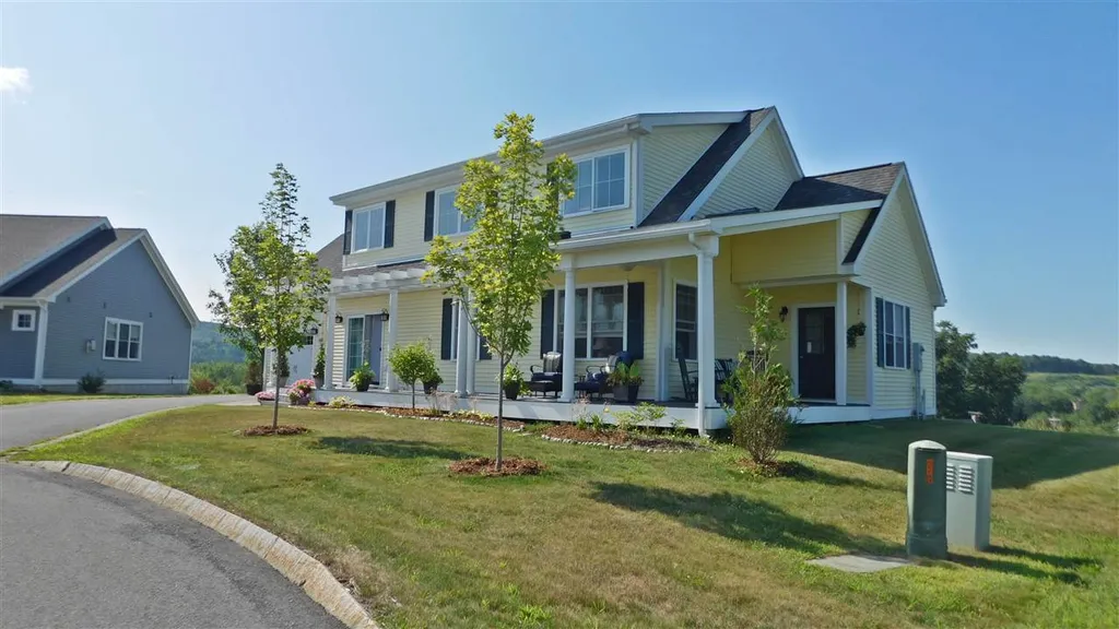16 Evergreen Court Lebanon NH 03784