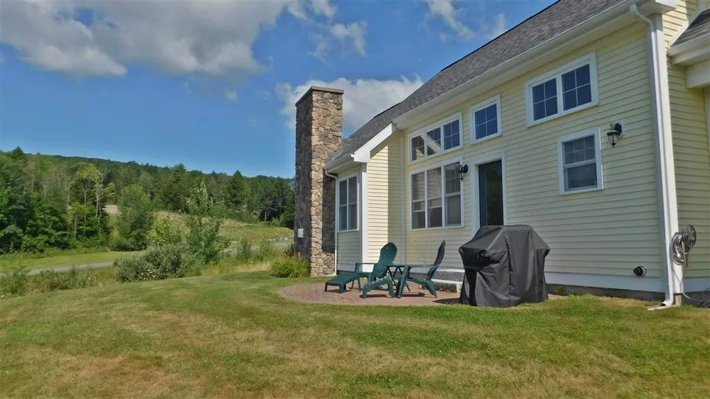 16 Evergreen Court Lebanon NH 03784