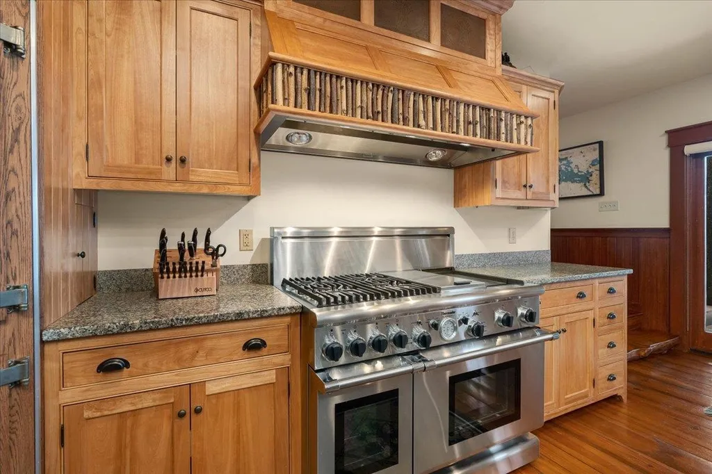 37 Spindle Point Road Meredith NH 03253