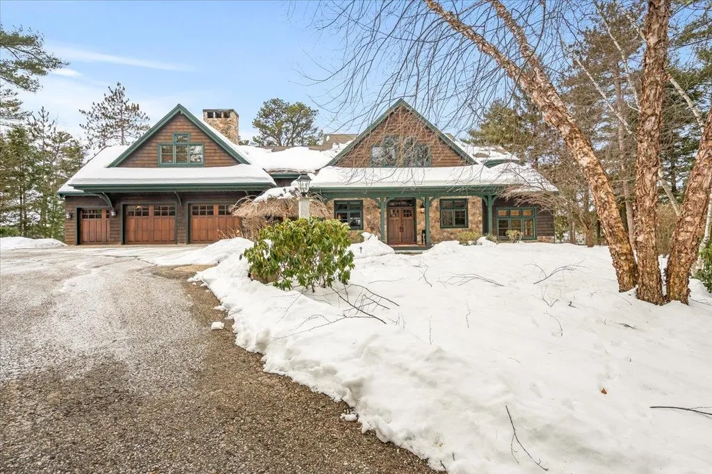 37 Spindle Point Road Meredith NH 03253