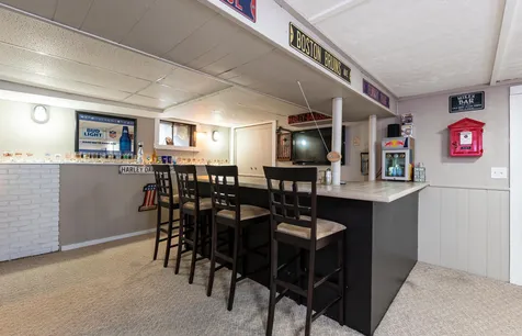 13 Shetland Road Nashua NH 03062