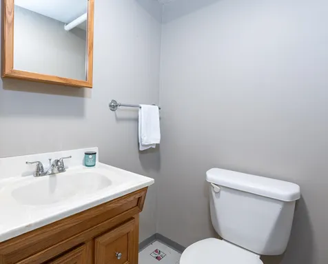 13 Shetland Road Nashua NH 03062