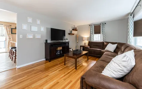 13 Shetland Road Nashua NH 03062