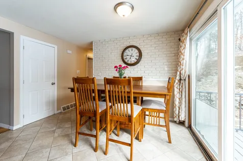 13 Shetland Road Nashua NH 03062