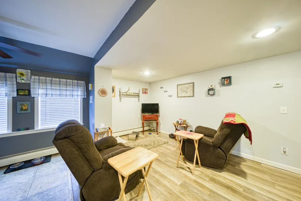29 Main Street Newport NH 03773