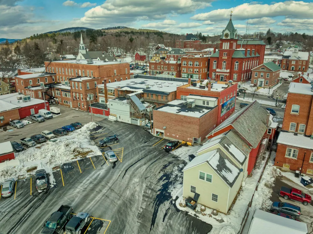 29 Main Street Newport NH 03773