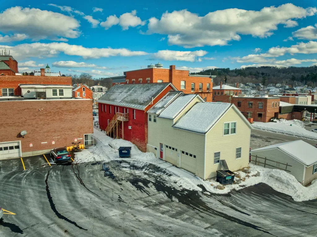 29 Main Street Newport NH 03773