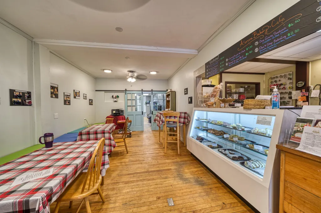 29 Main Street Newport NH 03773