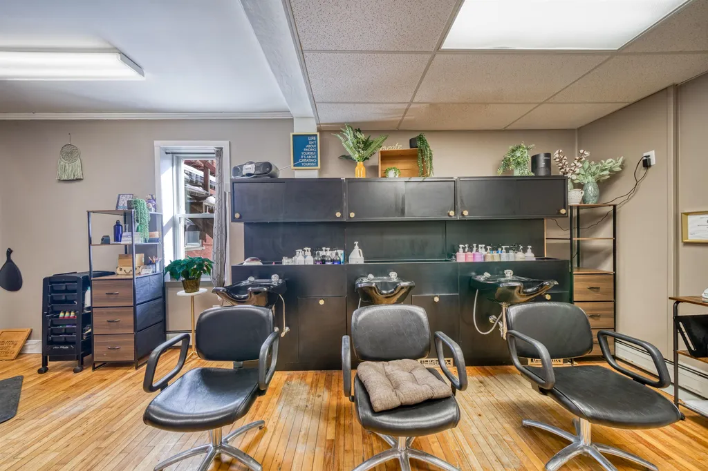 29 Main Street Newport NH 03773