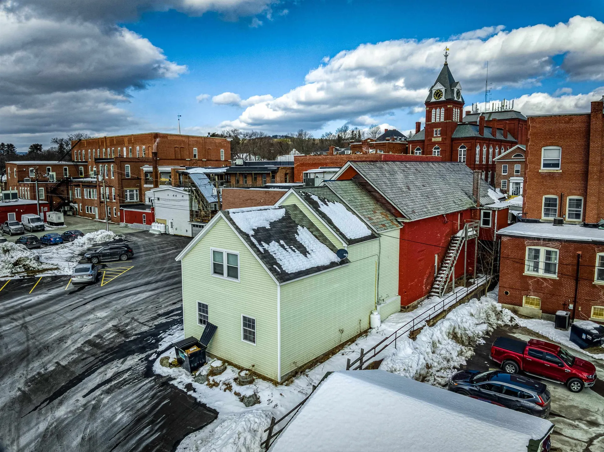 29 Main Street Newport NH 03773