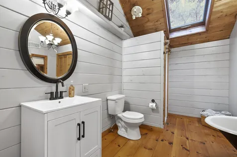 120 Pond Street Newton NH 03858