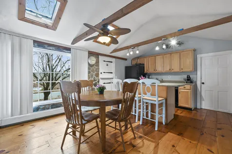 120 Pond Street Newton NH 03858