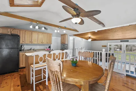 120 Pond Street Newton NH 03858