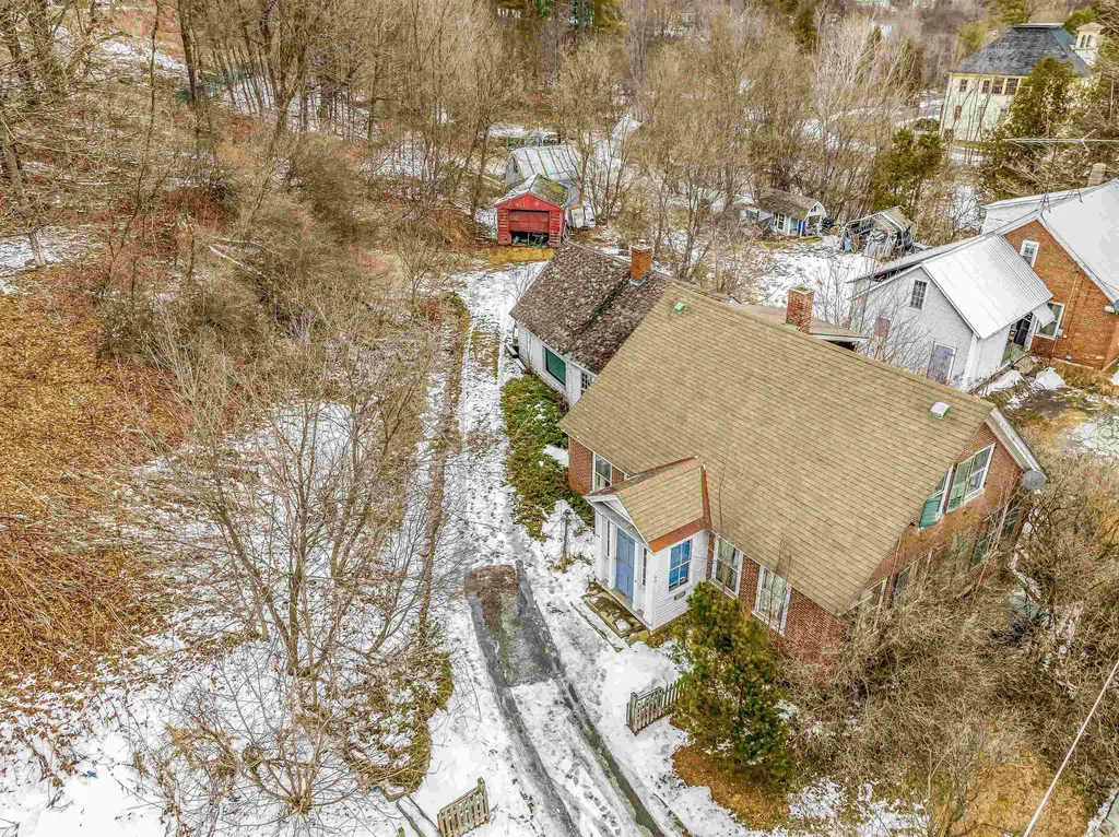 45 School Street Plainfield VT 05667