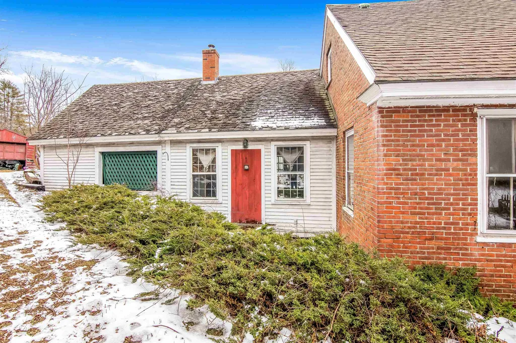 45 School Street Plainfield VT 05667