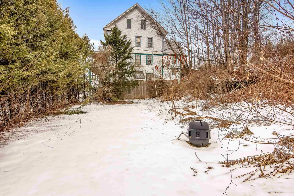 45 School Street Plainfield VT 05667