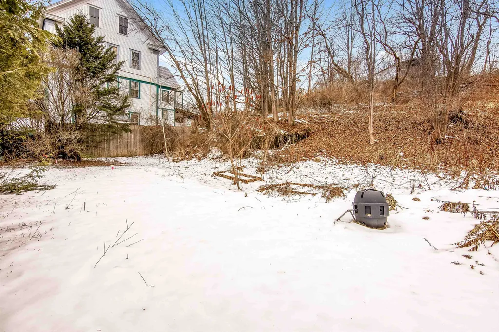 45 School Street Plainfield VT 05667