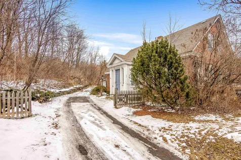 45 School Street Plainfield VT 05667