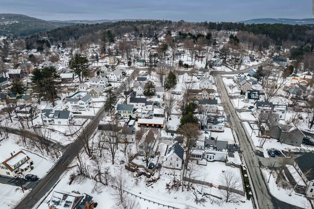 3 Lewis Court Lebanon NH 03766
