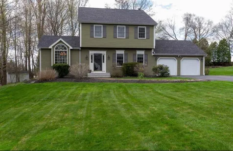 75 Oakmont Drive Concord NH 03301