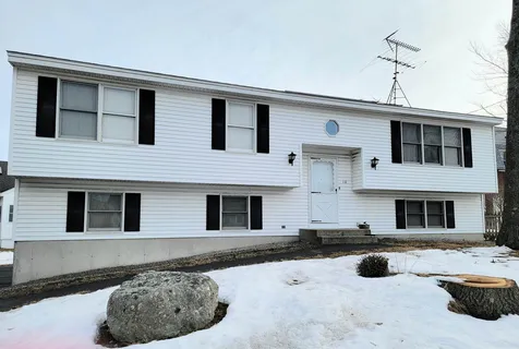 10 Harding Street Manchester NH 03109