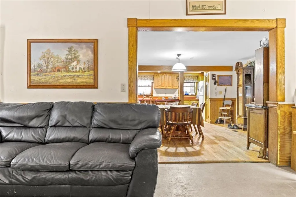 154 Schillhammer Road Jericho VT 05465