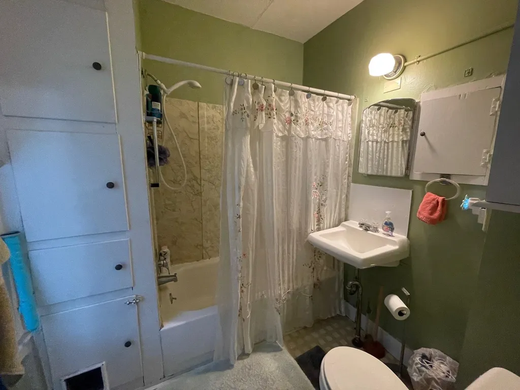 16 West Street Lebanon NH 03766