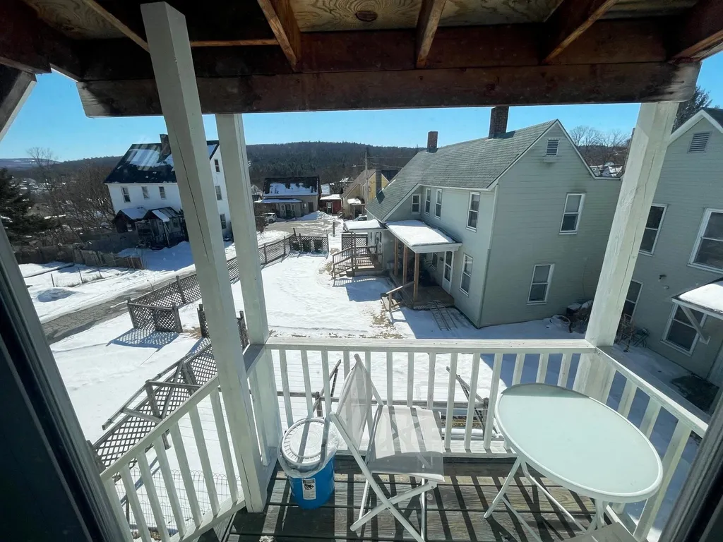 16 West Street Lebanon NH 03766